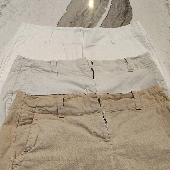 3 Pairs Vineyard Vines Women's Cargo Shorts - White, Light Gray, Tan Size 6/4 - Picture 1 of 15